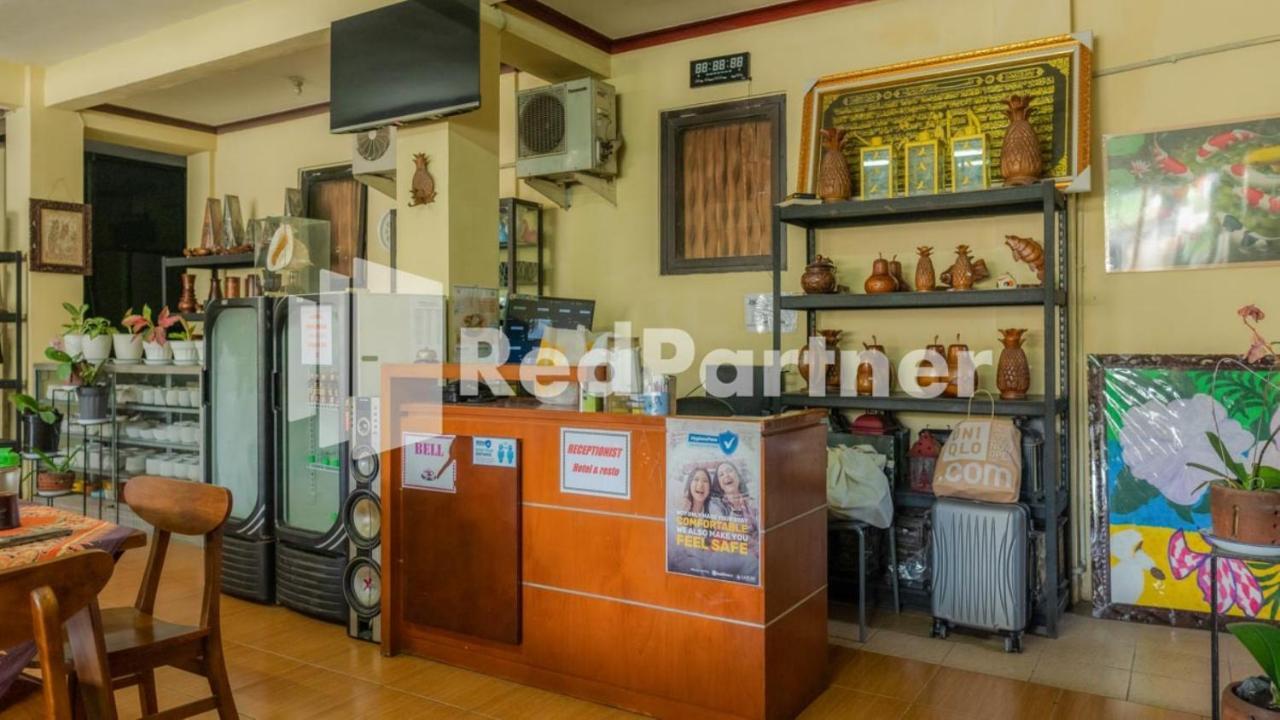 Vandhela Homestay Syariah Mitra Reddoorz Sorabaya Extérieur photo
